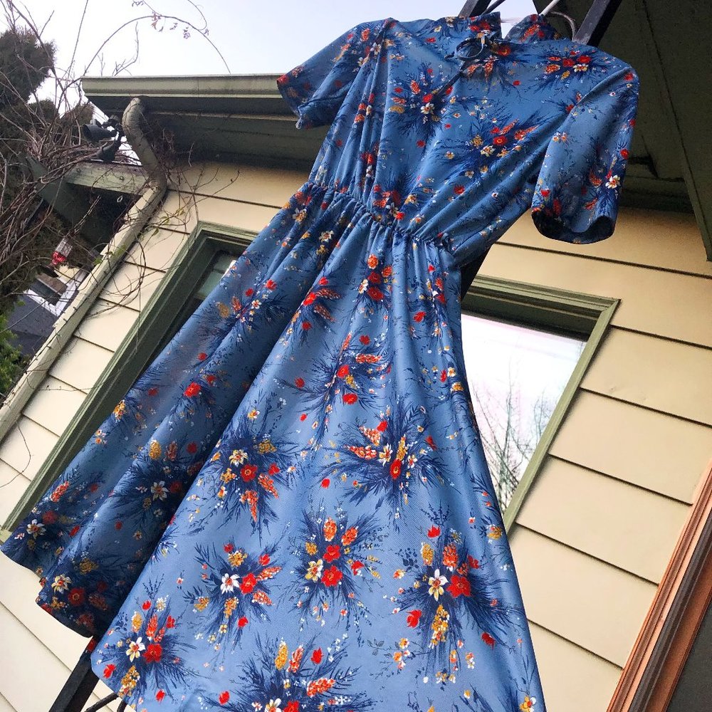 Banded Collar Floral Dress